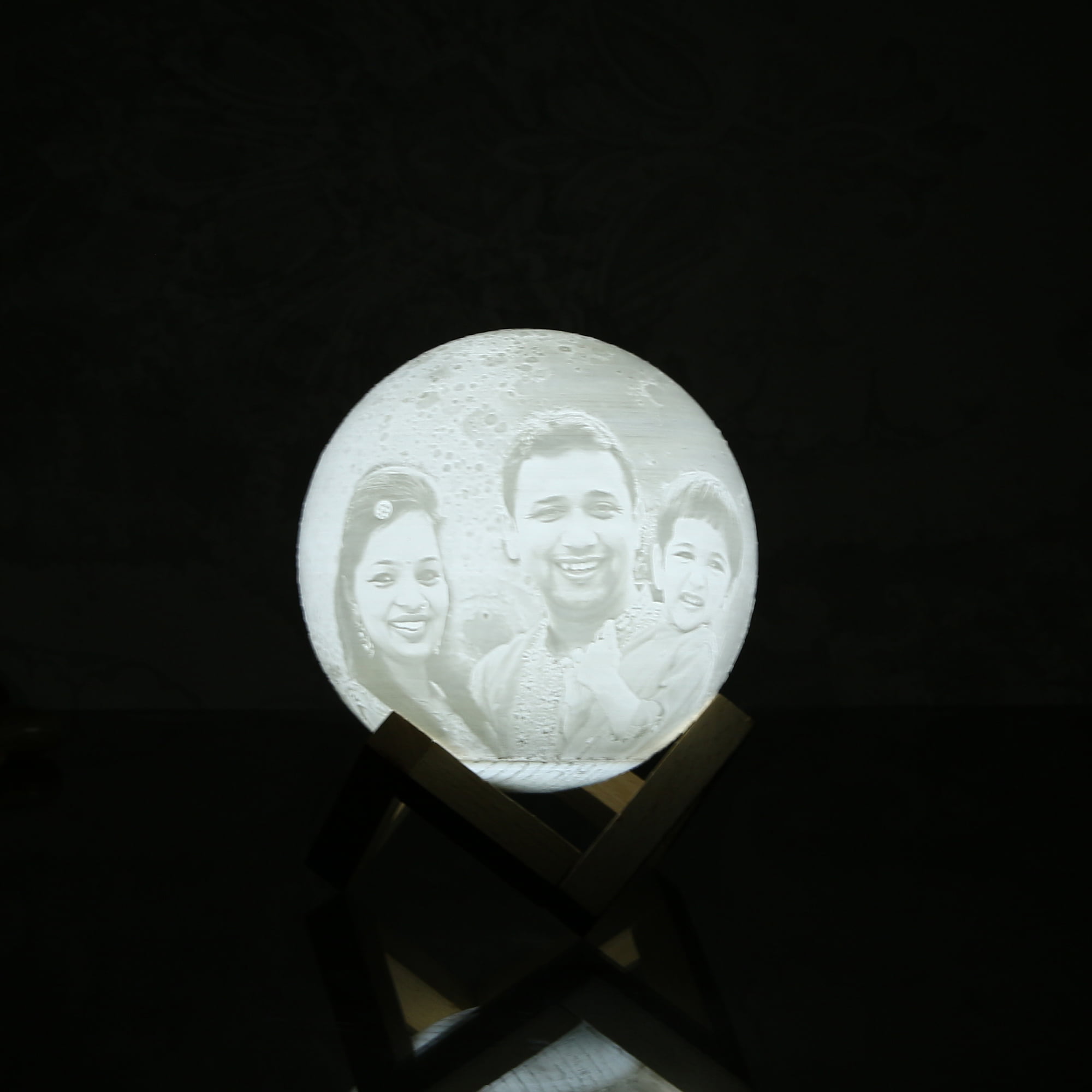 Personalized moon lamp with photo